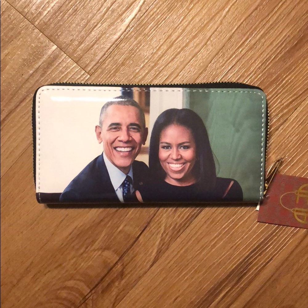 SOLDMichelle and Barak Obama zip wallet